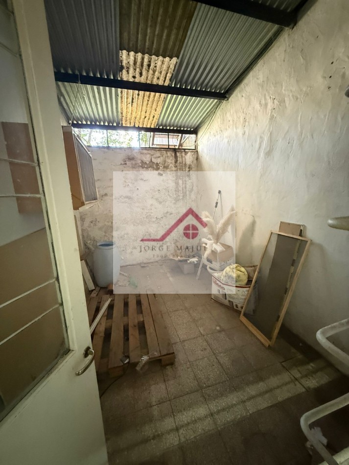 Alquilo Importante Local